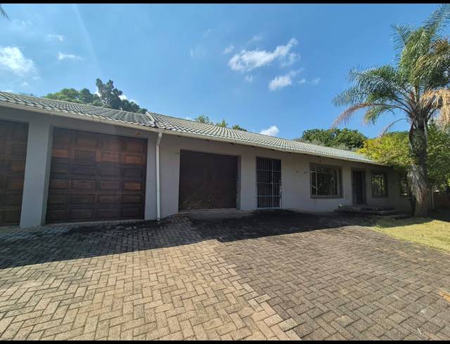 3 BEDROOM FREESTANDING FOR SALE IN ELANDSRAND